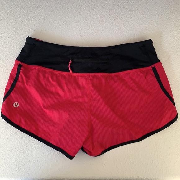 EUC lululemon low rise lined running shorts size 4 - Picture 2 of 6